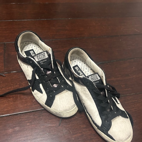 Golden goose - Picture 2 of 5